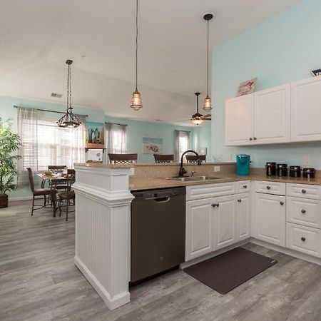 Modern Condo With Shared Pools,Hot Tubs, Walk To Beach & Plenty Of Golf! Myrtle Beach Eksteriør bilde